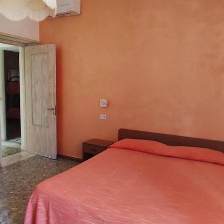 Chiaia Apartments Ponza Extérieur photo
