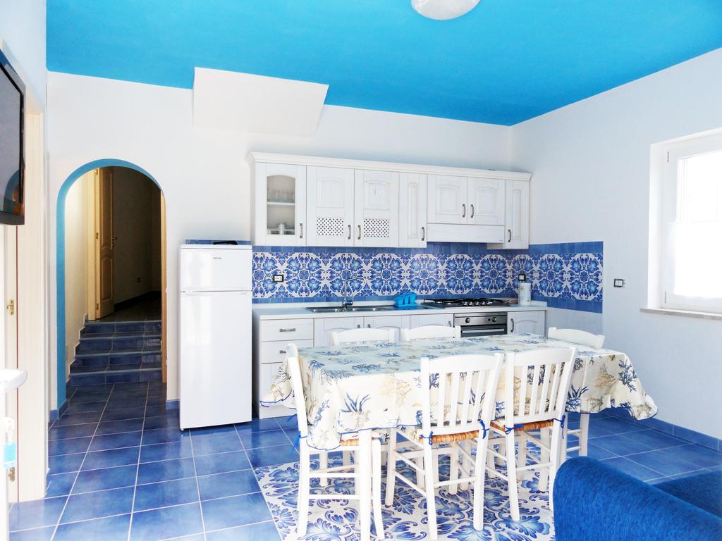 Chiaia Apartments Ponza Chambre photo