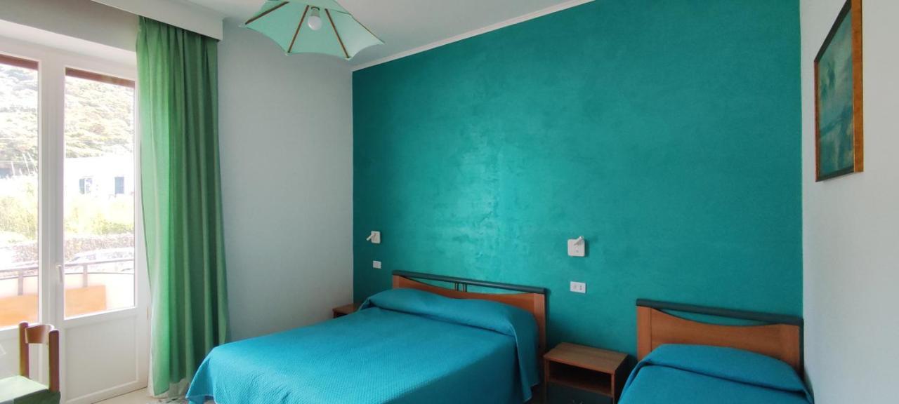 Chiaia Apartments Ponza Extérieur photo