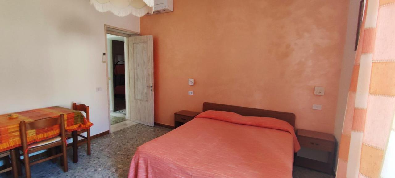 Chiaia Apartments Ponza Extérieur photo