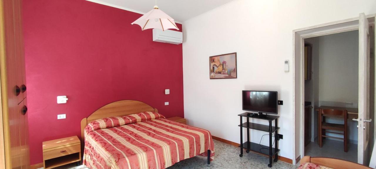 Chiaia Apartments Ponza Extérieur photo