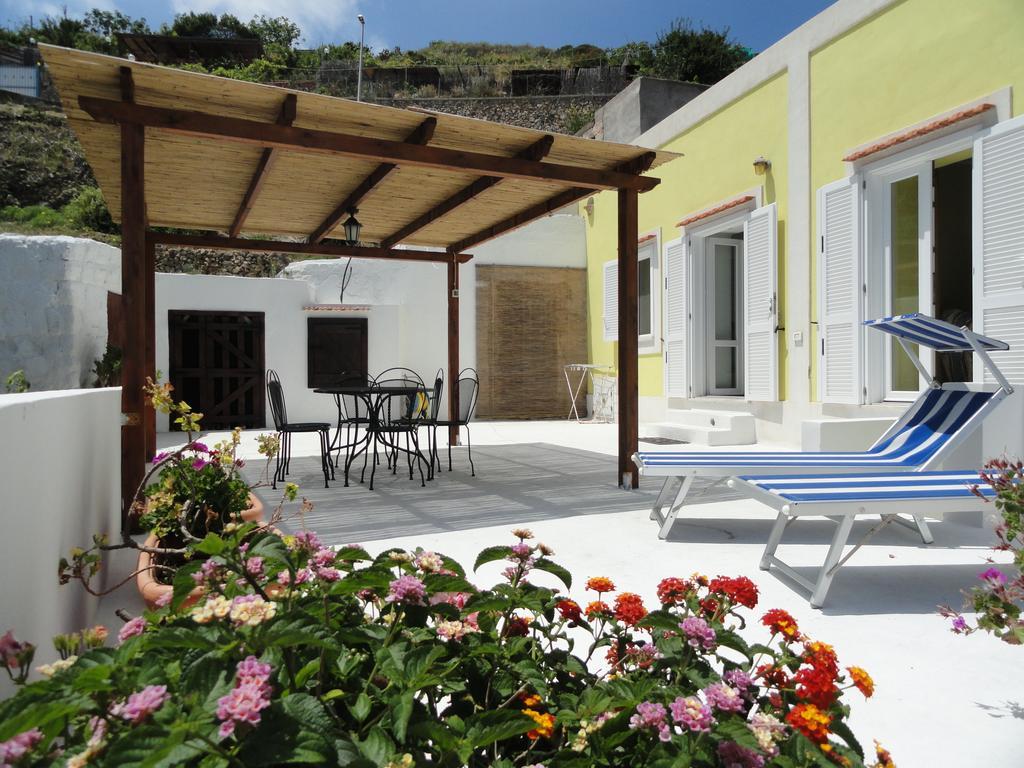 Chiaia Apartments Ponza Chambre photo