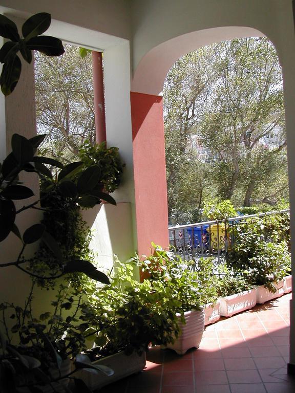 Chiaia Apartments Ponza Chambre photo